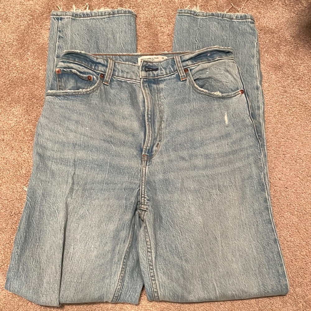 Abercrombie 90s straight ultra high rise